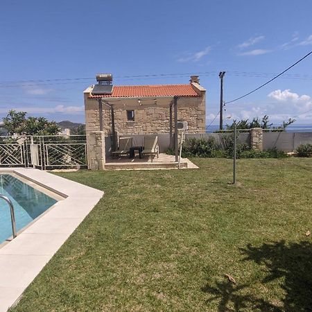 Pantanassa Villas Agia Marina 外观 照片