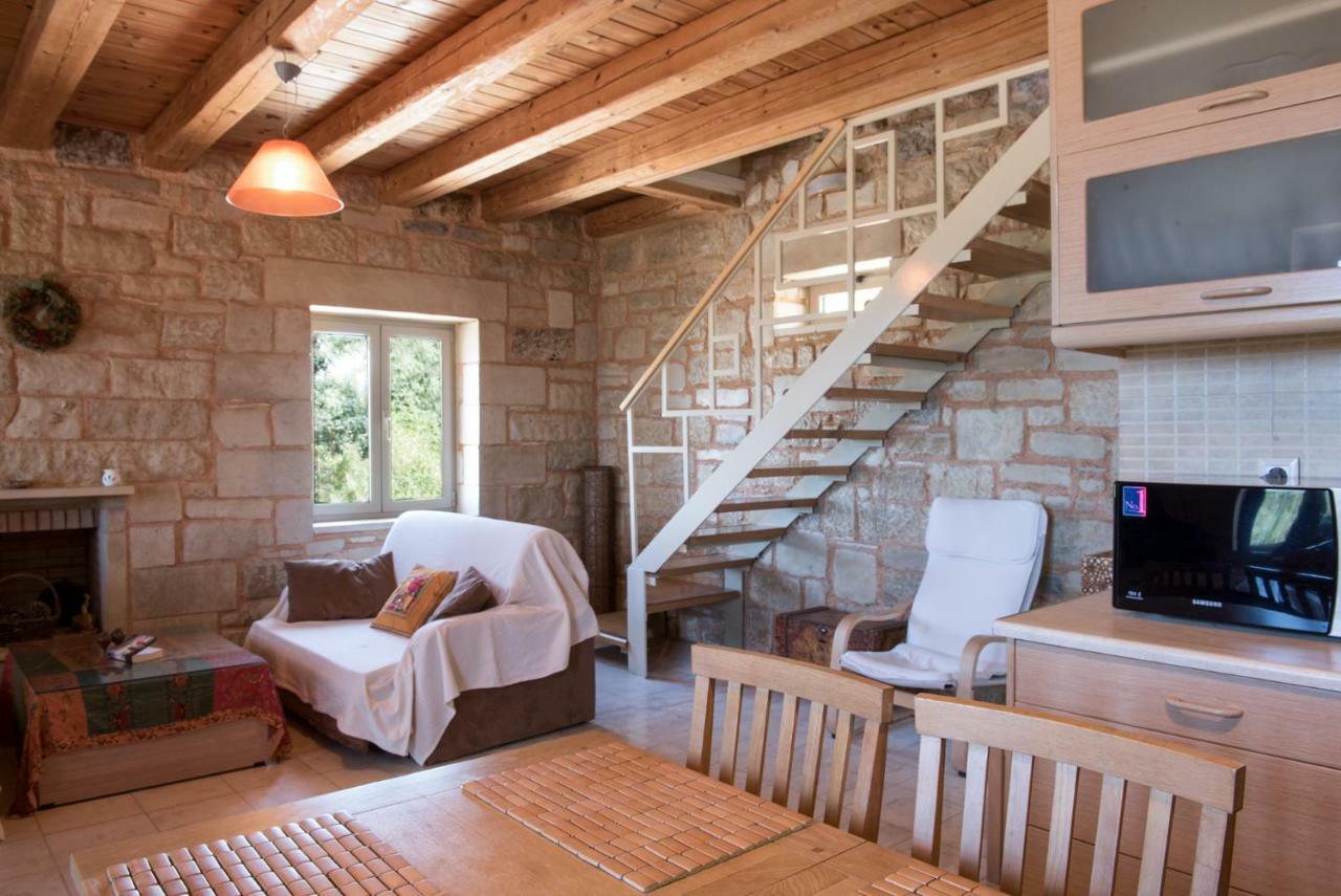 Pantanassa Villas Agia Marina 外观 照片