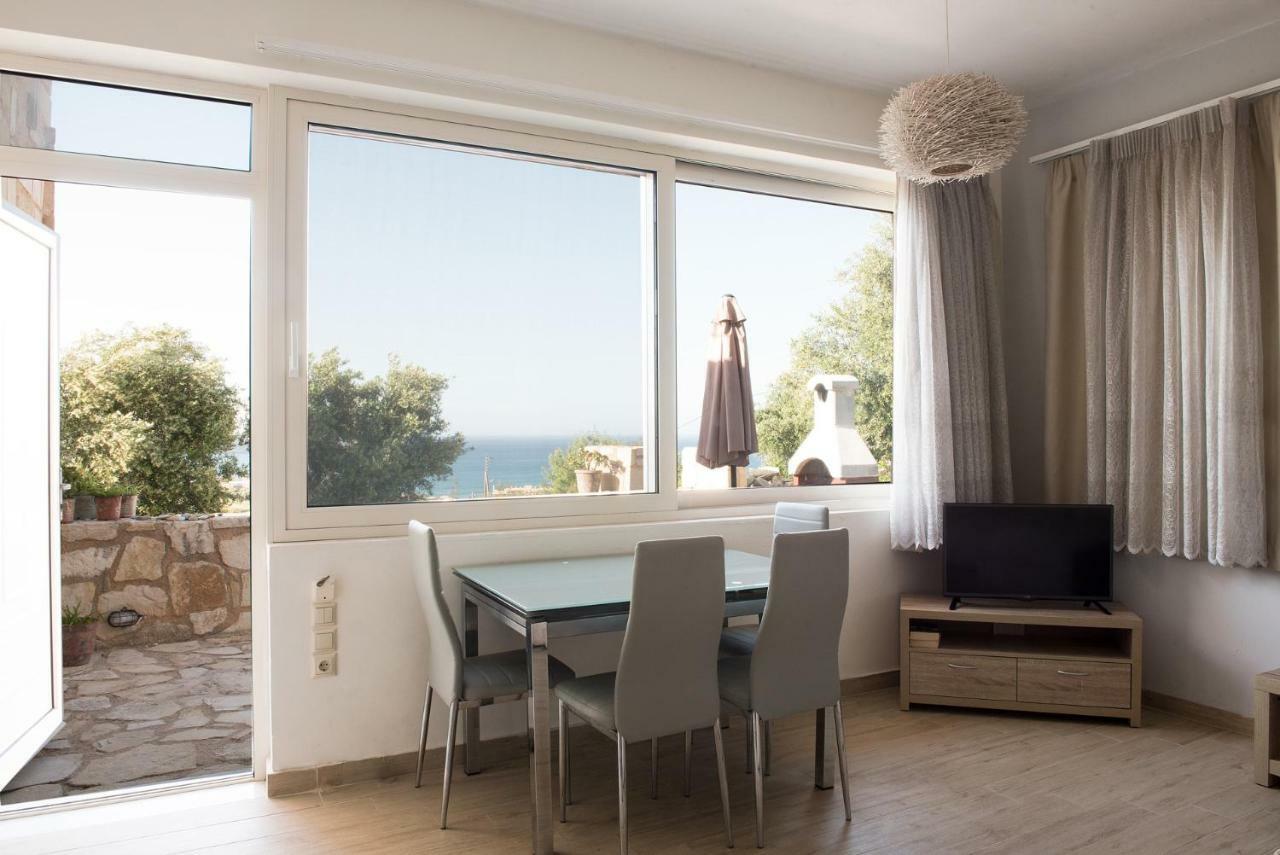 Pantanassa Villas Agia Marina 外观 照片