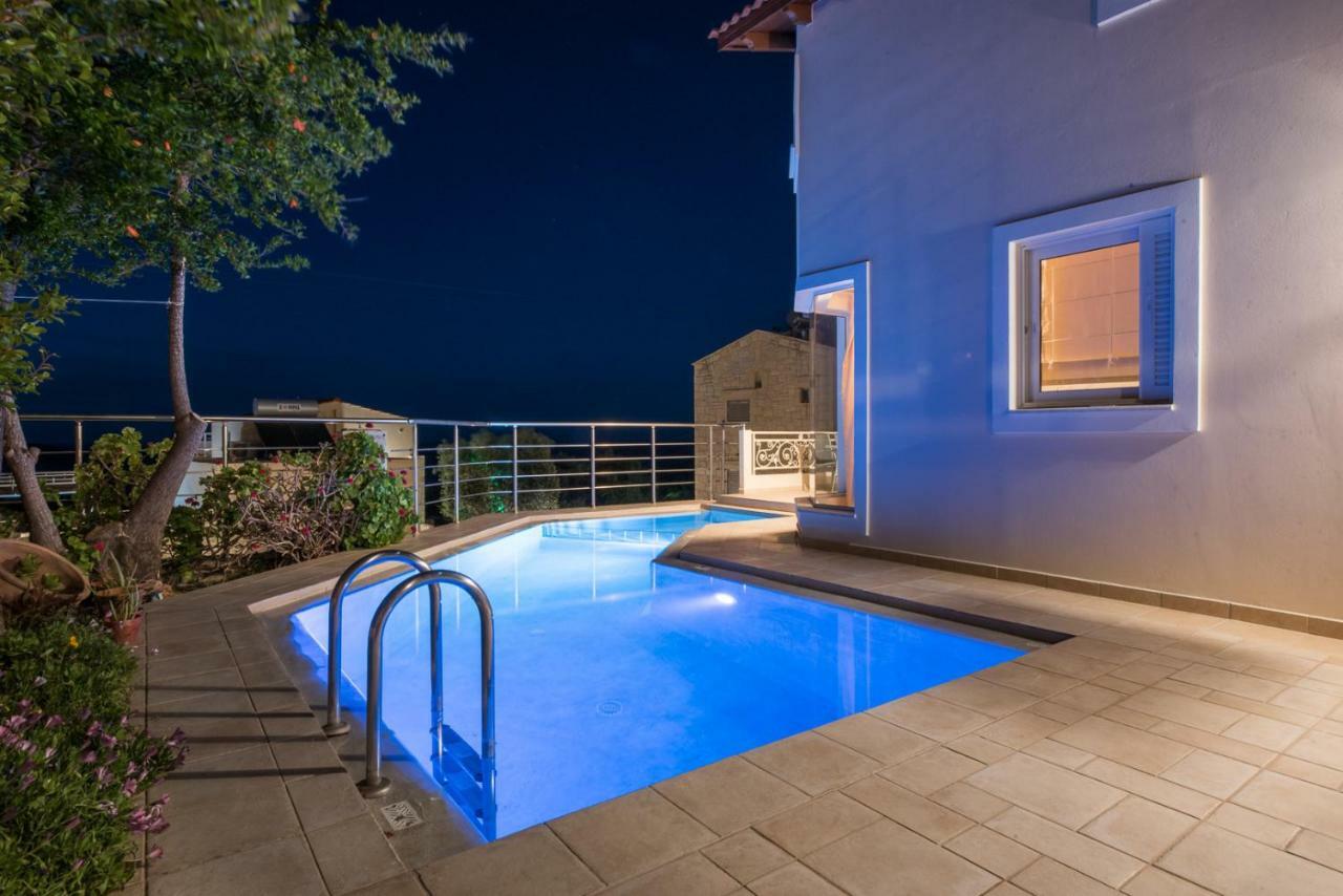 Pantanassa Villas Agia Marina 外观 照片