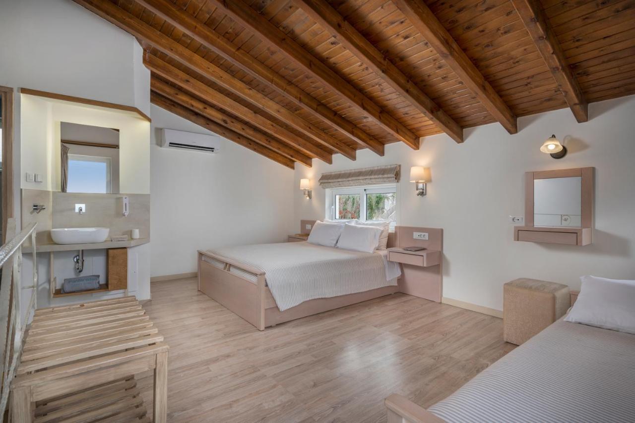 Pantanassa Villas Agia Marina 外观 照片