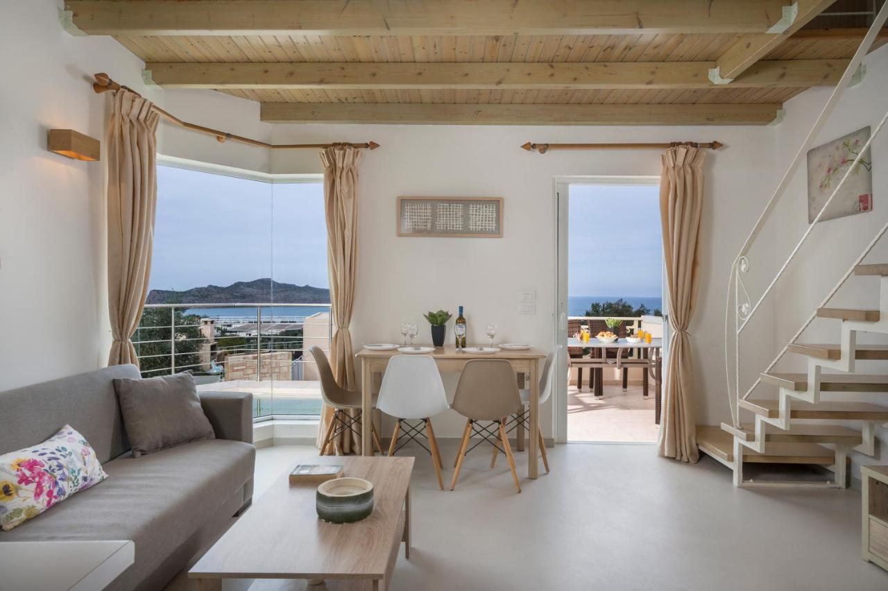 Pantanassa Villas Agia Marina 外观 照片