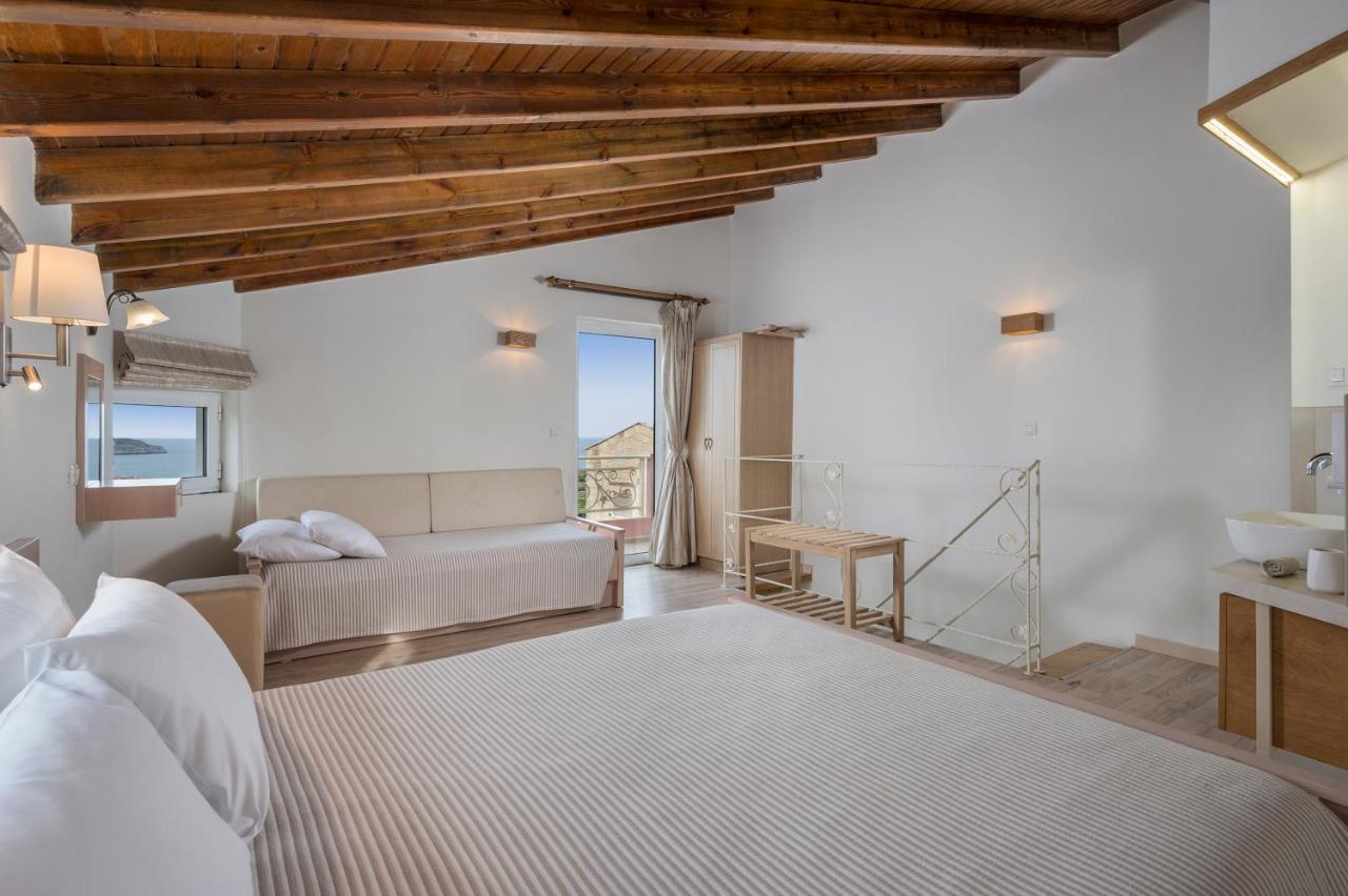 Pantanassa Villas Agia Marina 外观 照片